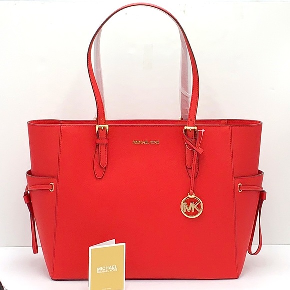 MICHAEL KORS
Gilly Large Saffiano Leather Tote Bag BRIGHT RED COLOR - Picture 1 of 16